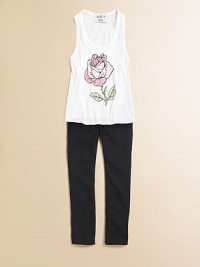 Crafted in plush cotton, this plush knit gets a makeover with pretty flower detail.ScoopneckSleeveles racerbackCottonMachine washMade in the USA Crafted in plush cotton, this plush knit gets a makeover with pretty flower detail.ScoopneckSleeveles racerbackCottonMachine washMade in the USA
