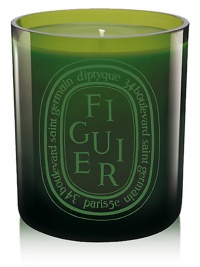 The classic Figuier scent presented in a mouth-blown glass and new size, colored during production for a shiny finish that lets you see the candle flame. Figuier scent recalls the fig tree warmed by the sun. All parts of the tree are represented here. The classic Figuier scent presented in a mouth-blown glass and new size, colored during production for a shiny finish that lets you see the candle flame. Figuier scent recalls the fig tree warmed by the sun. All parts of the tree are represented here.