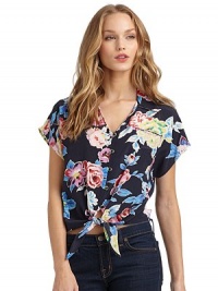 THE LOOKTropical floral printShirt collarDual welt pockets at chestButton-frontTie closure at waistBack zip closureTHE FITAbout 31 from shoulder to hemTHE MATERIALSilkCARE & ORIGINDry cleanImportedModel shown is 5'10 (177cm) wearing US size Small. THE LOOKTropical floral printShirt collarDual welt pockets at chestButton-frontTie closure at waistBack zip closureTHE FITAbout 31 from shoulder to hemTHE MATERIALSilkCARE & ORIGINDry cleanImportedModel shown is 5'10 (177cm) wearing US size Small.