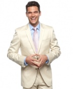 In a smooth, easy finish, this blazer from Kenneth Cole Reaction is a must-have for the modern man.