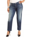 Kut from the Kloth's plus size boyfriend jeans are a must-get for your weekend wardrobe!