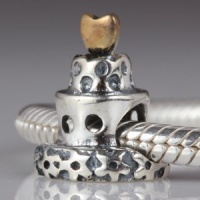 14k Gold Plated Wedding Cake 925 Sterling Silver Charm Fits Pandora Charm Chamilia Biagi Troll Beads Europen Style Bracelets 14k Gold Plated Wedding Cake 925 Sterling Silver Charm Fits Pandora Charm Chamilia Biagi Troll Beads Europen Style Bracelets