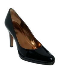 The Ellen Tracy Carlton II pumps are pure polish with their shining profile and pointed toe silhouette. The Ellen Tracy Carlton II pumps are pure polish with their shining profile and pointed toe silhouette.