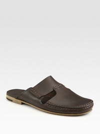 Slip into style instantly with these expertly crafted in smooth Italian calfskin leather.Leather upperLeather liningLeather soleMade in Italy Slip into style instantly with these expertly crafted in smooth Italian calfskin leather.Leather upperLeather liningLeather soleMade in Italy