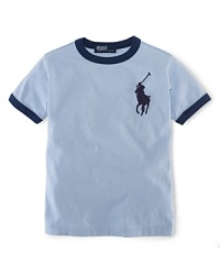 A cotton jersey tee is updated with Big Pony embroidery for a heritage finish. A cotton jersey tee is updated with Big Pony embroidery for a heritage finish.