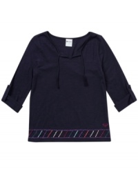 She can boost her beachy style with this cute top from Roxy, a cozy look and feel. She can boost her beachy style with this cute top from Roxy, a cozy look and feel.