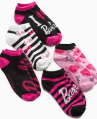 Get her feet all dolled up in these dainty Barbie socks, with pretty pink prints that will make little toes happy. Get her feet all dolled up in these dainty Barbie socks, with pretty pink prints that will make little toes happy.