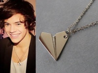 New One direction Harry Style Silver Paper Airplane Necklace w/Link Chain