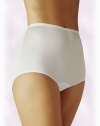 Vanity Fair Women's Perfectly Yours Ravissant Extra Large Premium Tailored Nylon Brief