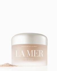 La Mer's luxurious finishing powder is so incredibly light it appears to float. Developed with symmetrically shaped, uniquely coated particles, it magnetically attracts to the skin for a perfect fit. Airspun seaborne particles-some of the lightest materials on earth-create an imperceptible finish that leaves skin looking flawless. Translucent coverage. La Mer's luxurious finishing powder is so incredibly light it appears to float. Developed with symmetrically shaped, uniquely coated particles, it magnetically attracts to the skin for a perfect fit. Airspun seaborne particles-some of the lightest materials on earth-create an imperceptible finish that leaves skin looking flawless. Translucent coverage.