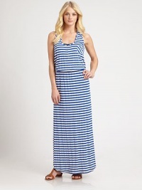Minimum effort and maximum style, an elegant-yet-casual floor-skimming coverup. Round neckSleevelessSnap frontElasticized waistRacerbackPull-on style48% polyester/44% rayon/8% spandexDry cleanImported Minimum effort and maximum style, an elegant-yet-casual floor-skimming coverup. Round neckSleevelessSnap frontElasticized waistRacerbackPull-on style48% polyester/44% rayon/8% spandexDry cleanImported