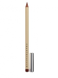 LIP DEFINER is the indispensable lip pencil for creating a perfect long-lasting mouth. Its water-resistant formula with emollient vitamin E offers a soft, matte and smudge-free look. LIP DEFINER is the indispensable lip pencil for creating a perfect long-lasting mouth. Its water-resistant formula with emollient vitamin E offers a soft, matte and smudge-free look.