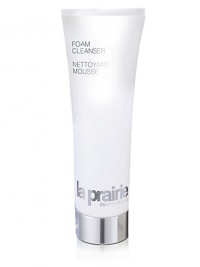 Luxurious lathering facial cleanser calms and clarifies skin, leaving it instantly refreshed and perfectly smooth. 4.0 oz. Luxurious lathering facial cleanser calms and clarifies skin, leaving it instantly refreshed and perfectly smooth. 4.0 oz.
