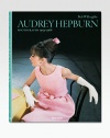 In his distinguished career as a Hollywood photographer, Bob Willoughby took iconic photos of leading ladies, but Audrey Hepburn was his favorite. As Hepburn's career soared, Willoughby became a trusted friend, framing her working and home life. His historic, tender photographs seek out the many facets of Hepburn's beauty and eleganceas she progressed.