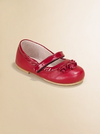 Precious little Mary Janes in supple leather with grip-tape strap and front ruffle for sweet style.Grip-tape adjustable strapLeather upperLeather liningRubber solePadded insoleImported Precious little Mary Janes in supple leather with grip-tape strap and front ruffle for sweet style.Grip-tape adjustable strapLeather upperLeather liningRubber solePadded insoleImported