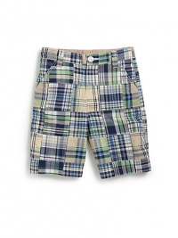 THE LOOKPlaid patchwork designBanded waist with belt loopsFront zip with button closureSide seam pockets Back logo detailBack besom pocketsTHE MATERIALCottonCARE & ORIGINMachine washImported THE LOOKPlaid patchwork designBanded waist with belt loopsFront zip with button closureSide seam pockets Back logo detailBack besom pocketsTHE MATERIALCottonCARE & ORIGINMachine washImported