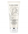 If your skin needs a clean sweep…this 5-minute purifying facial removes excess oils and helps reduce the appearance of pores. Leaves skin looking perfectly clean and refined.