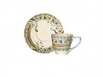 This delightful and colorful pattern adds whimsy to any table. Raphael with its idyllic design rendered in warm pastel colors is an ideal choice.