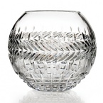 This versatile vessel design featuring prismatic wedge cuts radiant with reflective intensity is a florist favorite. Artfully arrange floating flower heads, aquatic plants, candles and carnations for looks that range from simply chic to resplendently extravagant.
