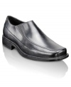 This pair of men's dress shoes is a sleek complement to your work week wardrobe. So you can rest assured that these bike toe loafers for men will help you march into the office with plenty of cool confidence.