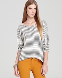 A red-trimmed exposed back zip lends an unexpected pop of color to this finely striped Vintage Havana top. A red-trimmed exposed back zip lends an unexpected pop of color to this finely striped Vintage Havana top.
