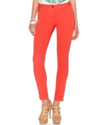 A summer must-have, Vince Camuto's colored skinny pants will be your hot go-to for on-trend season style! A summer must-have, Vince Camuto's colored skinny pants will be your hot go-to for on-trend season style!