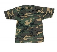 Kids Woodland Camouflage T-Shirt SIZE LARGE Kids Woodland Camouflage T-Shirt SIZE LARGE