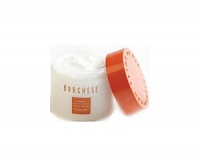 An extra-rich treatment creme that locks in hydration with moisture intensifying molecules. The body is veiled in invisible moisture, which becomes obvious in both the appearance and texture of the skin. Firms and smoothes skin tone. An extra-rich treatment creme that locks in hydration with moisture intensifying molecules. The body is veiled in invisible moisture, which becomes obvious in both the appearance and texture of the skin. Firms and smoothes skin tone.