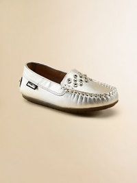 Crafted from plush leather, this wear-everywhere pair features stylish grommets.Slip-on styleLeather upperRubber solePadded insoleImported Crafted from plush leather, this wear-everywhere pair features stylish grommets.Slip-on styleLeather upperRubber solePadded insoleImported
