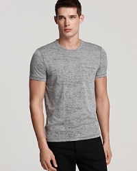 Everything you want from a pocket tee - soft lightweight material, subdued color and a classic silhouette for your go-to casual cool look. Everything you want from a pocket tee - soft lightweight material, subdued color and a classic silhouette for your go-to casual cool look.