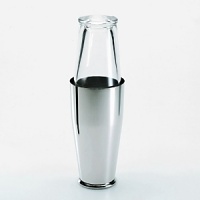 Boston shaker is composed of 18/10 stainless steel outside, with a satin finish inside. Look like a professional at your next party! Boston shaker is composed of 18/10 stainless steel outside, with a satin finish inside. Look like a professional at your next party!