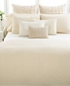 This Vera Wang flat sheet boasts 400-thread count cotton percale fabric and sophisticated banded accents.