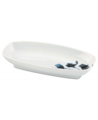 Adorned with painterly leaves and vines, the Silhuet oblong tray instills a sense of peace and calm at casual tables. Featuring a canvas of sleek white porcelain with the renowned quality of Dansk. Adorned with painterly leaves and vines, the Silhuet oblong tray instills a sense of peace and calm at casual tables. Featuring a canvas of sleek white porcelain with the renowned quality of Dansk.