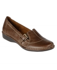 Unbeatable for comfort and style, the Naturalizer Rival Flats feature top-stitched accents, antiqued buckle decor and a high-profile silhouette. Unbeatable for comfort and style, the Naturalizer Rival Flats feature top-stitched accents, antiqued buckle decor and a high-profile silhouette.