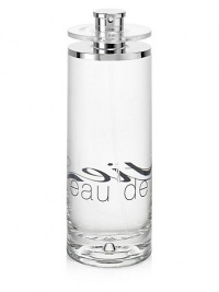 Eau de toilette concentrée: A citrus leafy woody scent. An intense fragrance that draws its vital energy from a leafy bouquet and its strength from a harmony of woody and white amber notes. Refreshing leafy top notes: violet and lavender leaves. Vibrant spicy middle notes: coriander leaves and nutmeg. Intense base notes : musk, blue cedar wood and patchouli. 