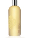 Radiant Lili Pili Hair Wash. Cleanse and refresh hair and the scalp with this gently hair wash. Surround the senses with uplifting aromas of lime, Mandarin and ginger. 10 oz. 