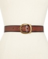 A classic polished leather belt from Fossil that complements your favorite pair of weekend jeans.