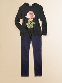 Adorned with a striking rose, this long-sleeved, cotton jersey knit is blooming with style.CrewneckLong sleevesPullover styleCottonMachine washImported Adorned with a striking rose, this long-sleeved, cotton jersey knit is blooming with style.CrewneckLong sleevesPullover styleCottonMachine washImported