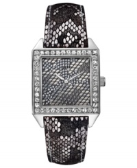 Classic GUESS glam blends with snake prints on this glistening watch. Classic GUESS glam blends with snake prints on this glistening watch.