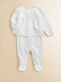 A beautiful, angelic ensemble with embroidered lace details and neckline pleating.Pleated crewneckLong sleevesBack snap closureBottom snaps for easy on and offLogo embroideryEmbroidered lace hemCottonMachine washImported Please note: Number of snaps may vary depending on size ordered. A beautiful, angelic ensemble with embroidered lace details and neckline pleating.Pleated crewneckLong sleevesBack snap closureBottom snaps for easy on and offLogo embroideryEmbroidered lace hemCottonMachine washImported Please note: Number of snaps may vary depending on size ordered.