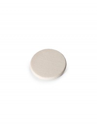 Chantecaille's signature sponge for Real Skin, Real Skin SPF, and Compact Makeup for flawless application. Chantecaille's signature sponge for Real Skin, Real Skin SPF, and Compact Makeup for flawless application.