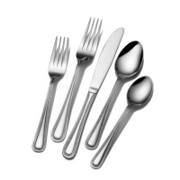 International Silver Pearl 20-Piece Flatware Set International Silver Pearl 20-Piece Flatware Set