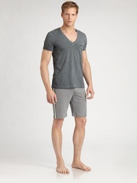 Simple v-neck tee is an easy pairing with shorts or a casual bottom, set in lightweight, breathable cotton.V-neckChest logo detail94% cotton/6% elastaneMachine washImported Simple v-neck tee is an easy pairing with shorts or a casual bottom, set in lightweight, breathable cotton.V-neckChest logo detail94% cotton/6% elastaneMachine washImported