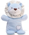Everyday is an adventure for baby with GUND Safari Friends! This blue lion has a mane that crinkles, an embroidered heart and a satin tail – all for baby to discover.