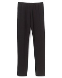 Basic black leggings that looks great under a tunic or your favorite flowy dress. Basic black leggings that looks great under a tunic or your favorite flowy dress.