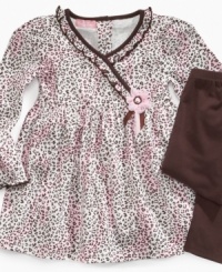 Go wild. She'll love the fierce fashion of this tunic and leggings set from Kids Headquarters. Go wild. She'll love the fierce fashion of this tunic and leggings set from Kids Headquarters.