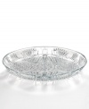 Set a dazzling table with Bormioli Rocco's Selecta oval tray. Ornate cut glass with a raised edge accents elegant settings with old-world brilliance.