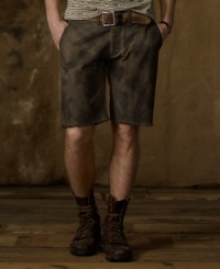 Taking its cue from vintage military classics, this rugged cut-off short in durable cotton twill boasts a subtle splatter pattern for an authentic lived-in look. Taking its cue from vintage military classics, this rugged cut-off short in durable cotton twill boasts a subtle splatter pattern for an authentic lived-in look.
