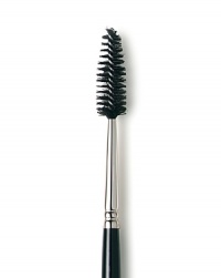 Laura Mercier Brow Grooming Brush maintains well-groomed brows throughout the day. The mascara spool shape provides the ideal stiffness to brush brow hairs in place. Laura Mercier Brow Grooming Brush maintains well-groomed brows throughout the day. The mascara spool shape provides the ideal stiffness to brush brow hairs in place.