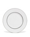 A blushing complement to the pristine bone china Signet dinnerware collection, this beautifully rimmed accent plate completes your table setting with style.